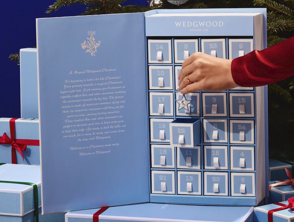 HOLIDAY ADVENT CALENDAR