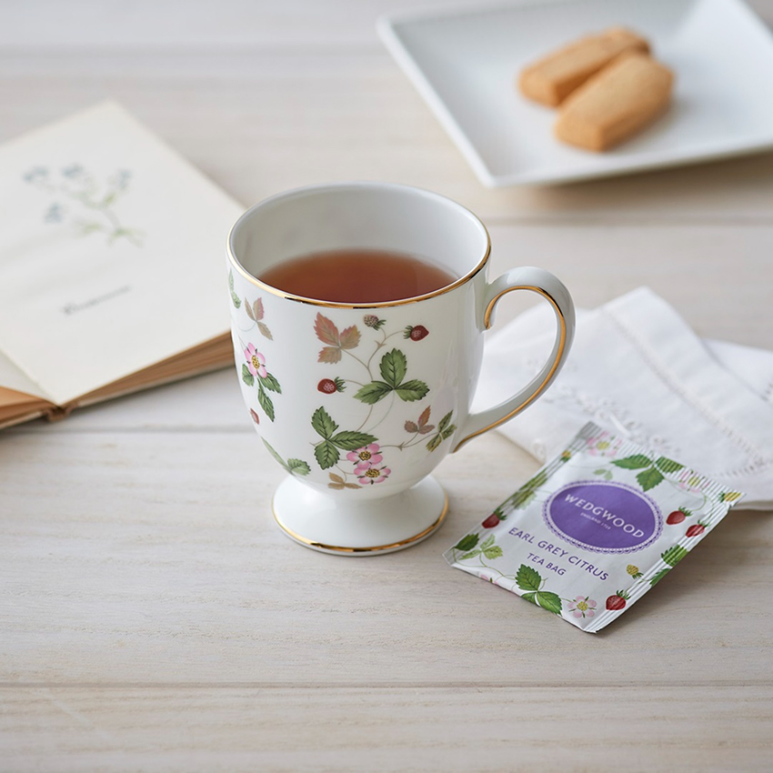 ワイルド ストロベリー マグ（リー） 紅茶付きセット