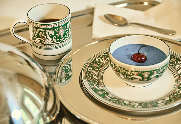 ウエッジウッド　ホース　クリスタル　訳アリ ウエッジウッドホースクリスタル訳アリ（WEDGWOOD