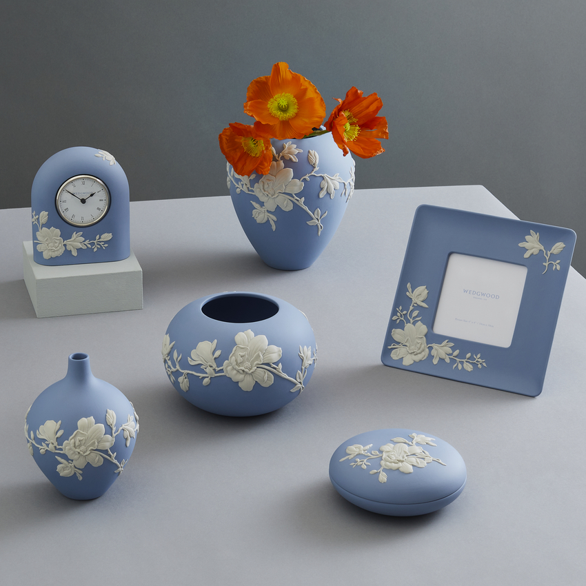 【写真立て】ウェッジウッド（Wedgwood） ジャスパー マグノリアブロッサム