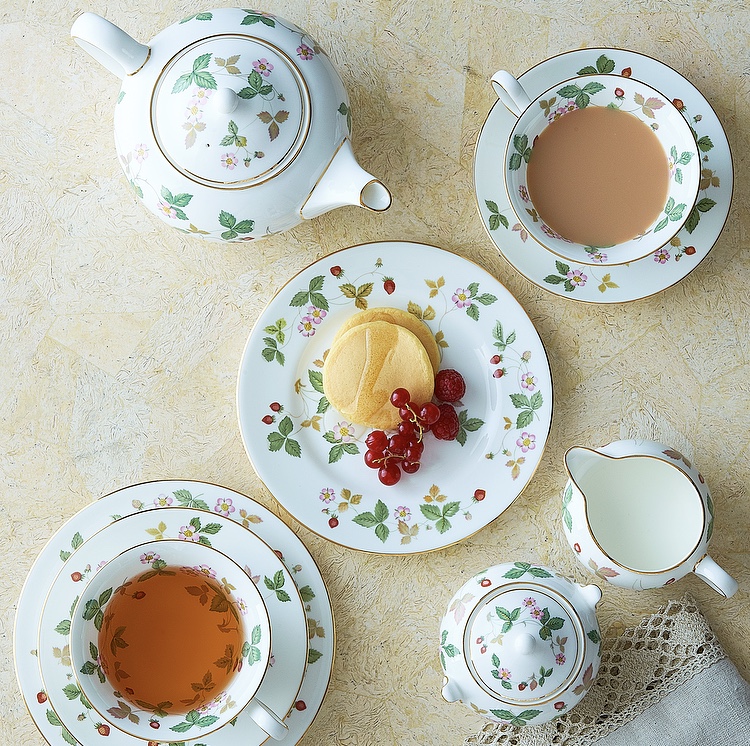 ワイルド ストロベリー プレート 15cm Wedgwood Royal Albert Waterford公式オンラインショップ