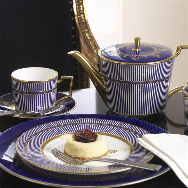 ◇新品◇　WEDGWOOD　アンセミオン ブルー　ティーカップ\u0026ソーサーウェッジウッド