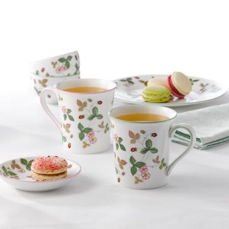 「WEDGWOOD」マグカップ　ワイルドストロベリー（新品）