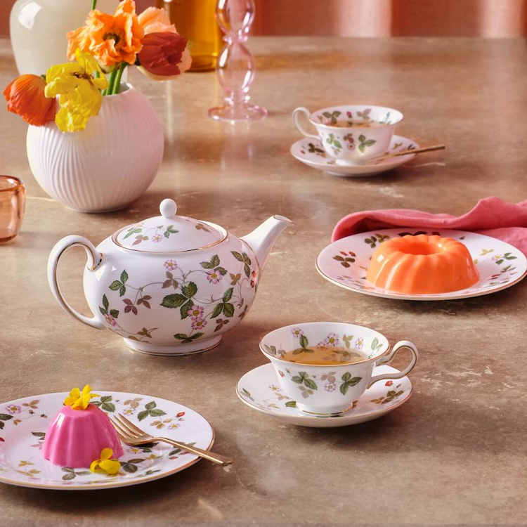 ウェッジウッド wedgwood いちご ワイルドストロベリー-caregen-shop.com